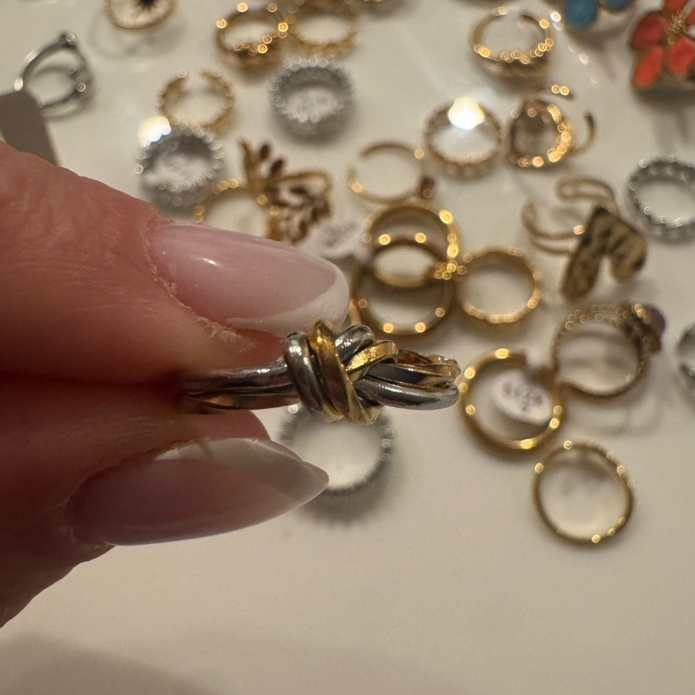Elegant Two-Tone Knot Ring 18 k plated gold